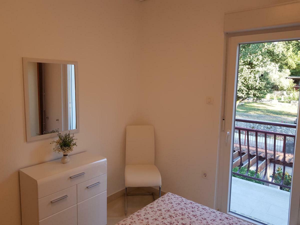 Apartman Vesna มาลินสกา ภายนอก รูปภาพ