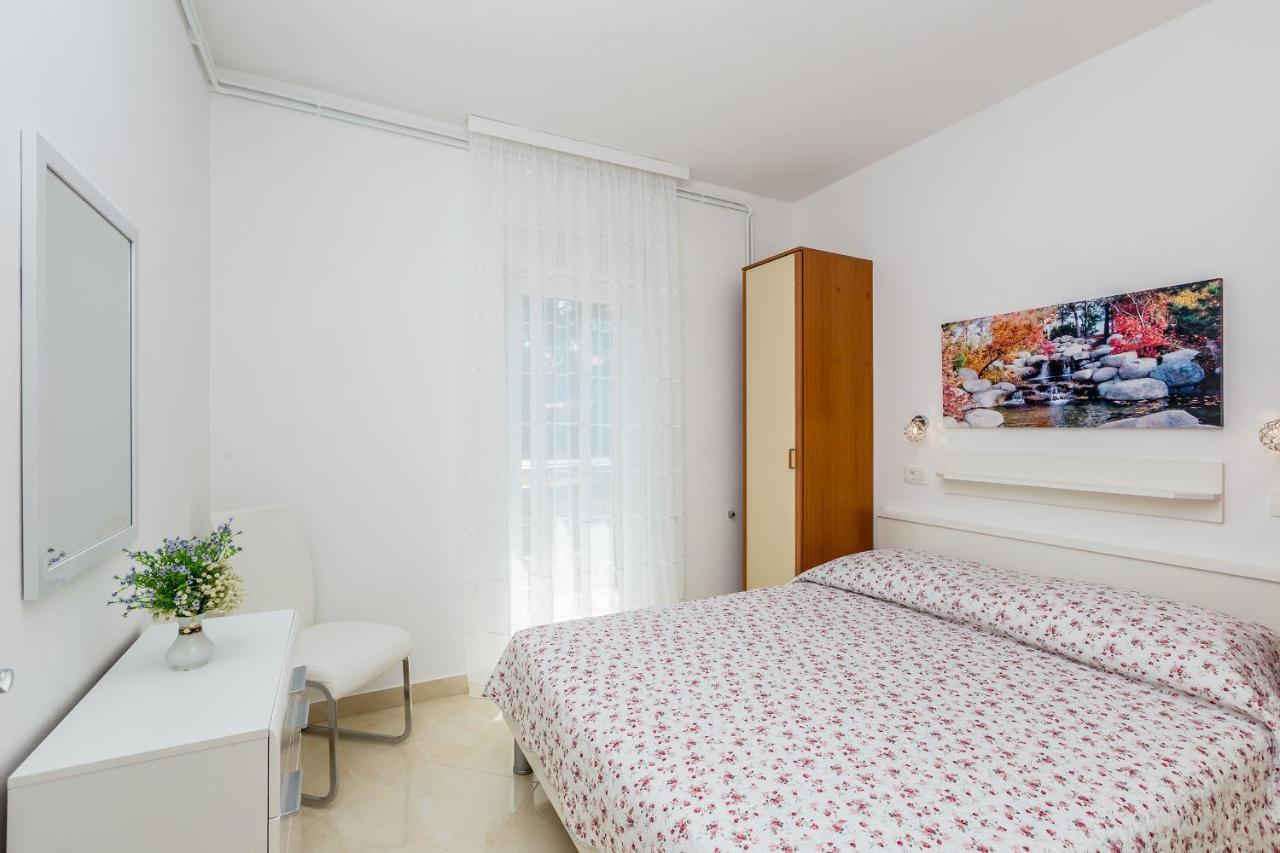Apartman Vesna มาลินสกา ภายนอก รูปภาพ