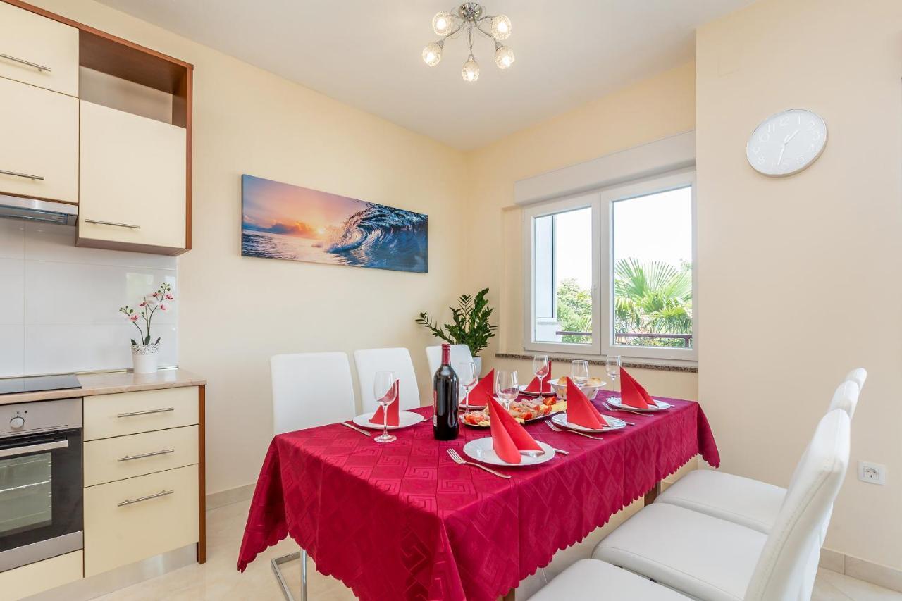 Apartman Vesna มาลินสกา ภายนอก รูปภาพ